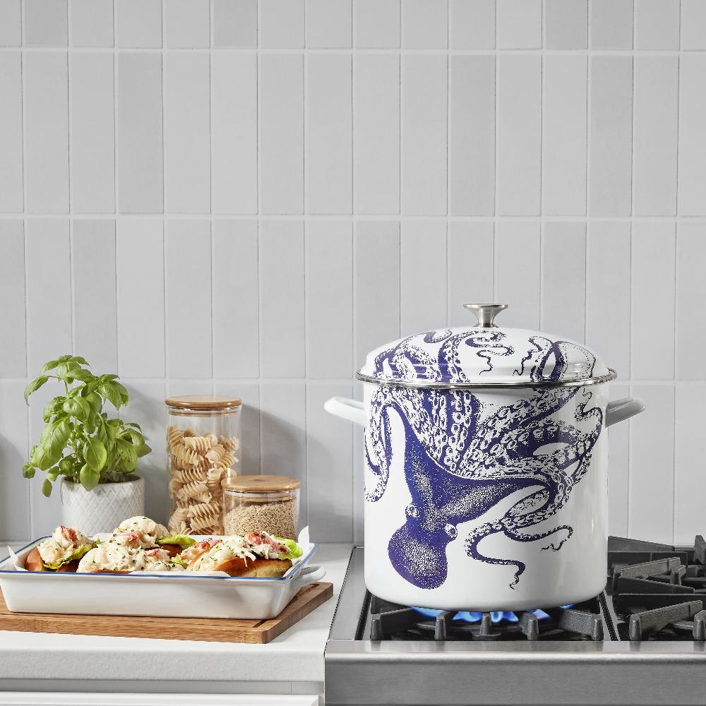 Cuisinart Caskata ™ Lucy 16 Qt. Enamel On Steel Stockpot With Cover EOS166-30WLCK