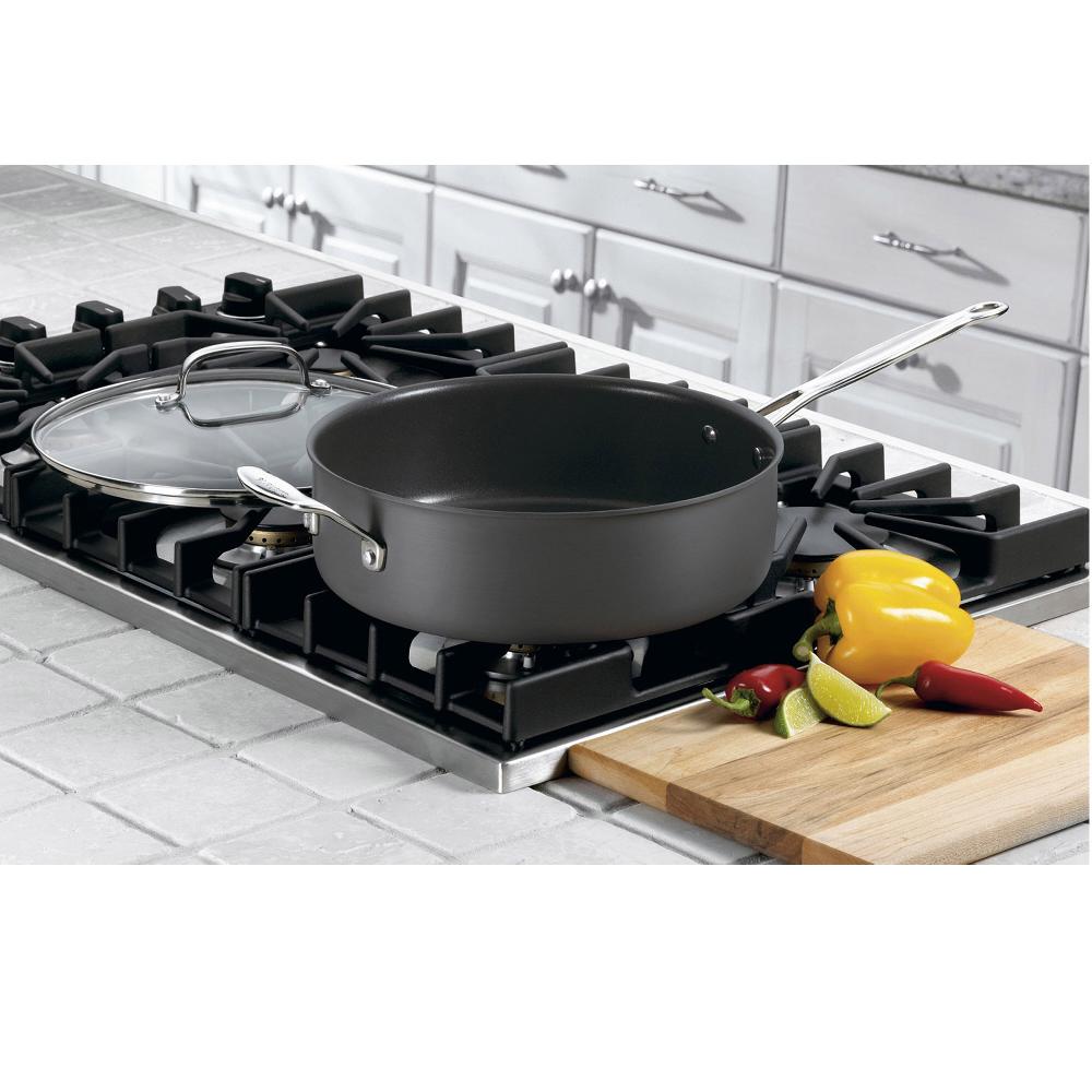 Cuisinart Chef's Classic ™ Nonstick Hard Anodized 5.5 Quart Sauté Pan With Helper Handle & Cover 633C-30H