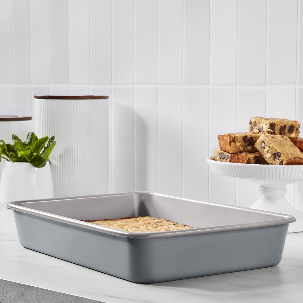 Cuisinart Culinary Collection 13” X 9” Cake Pan CCMB-139CPGG