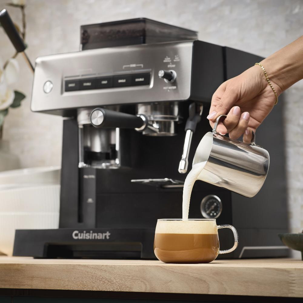 Cuisinart Espresso Bar ™ Grind & Brew Espresso Machine EM-640