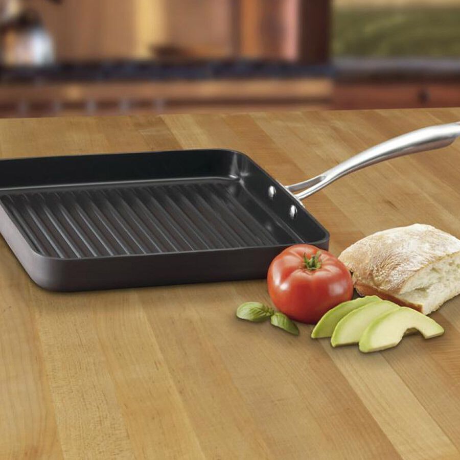 Cuisinart GreenGourmet ® Hard Anodized 11" Grill Pan GG30-20P1 Black