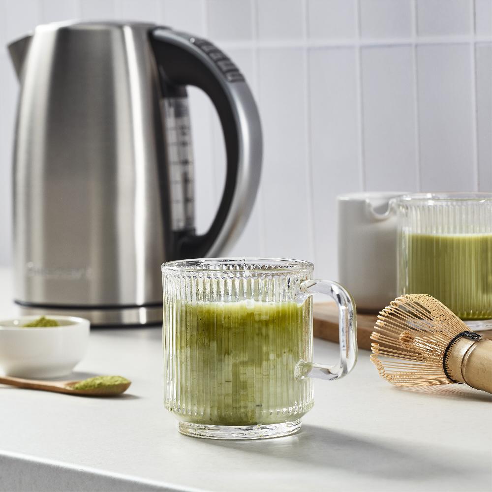 Cuisinart PerfecTemp ® Cordless Electric Kettle CPK-17P1 Stainless Steel P1