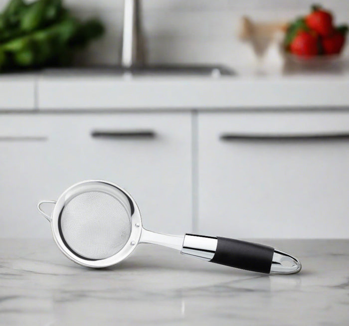 cuisinox Cuisinox Wire Mesh Strainer 4 inch diameter Colanders u0026 Strainers