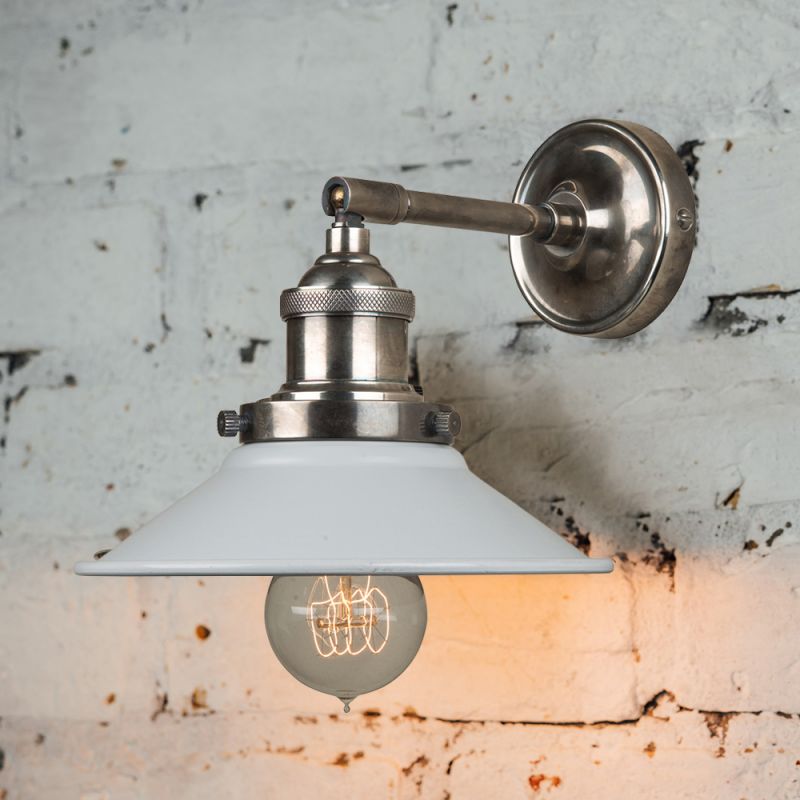 Culinary Concepts Antique Silver Straight Fitment With Small Off White Metal Triangular Shade