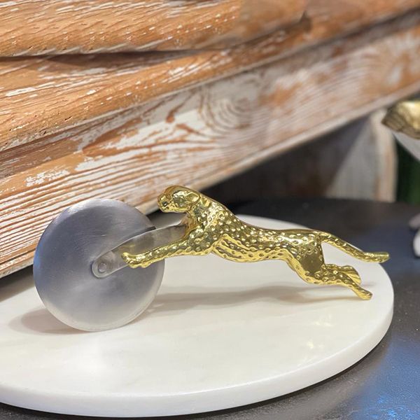culinary concepts Leopard Pizza Cutter