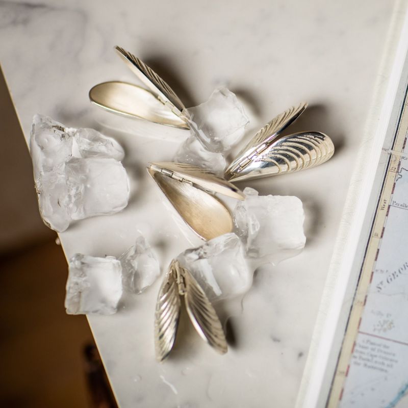 Culinary Concepts Pair Of Mussel Eaters