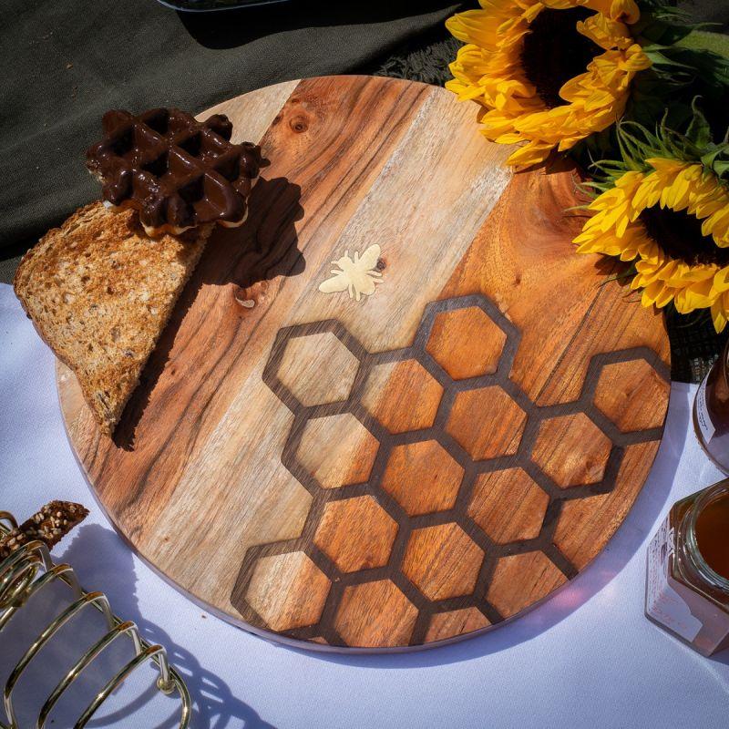 Culinary Concepts Round Wooden Bee Board