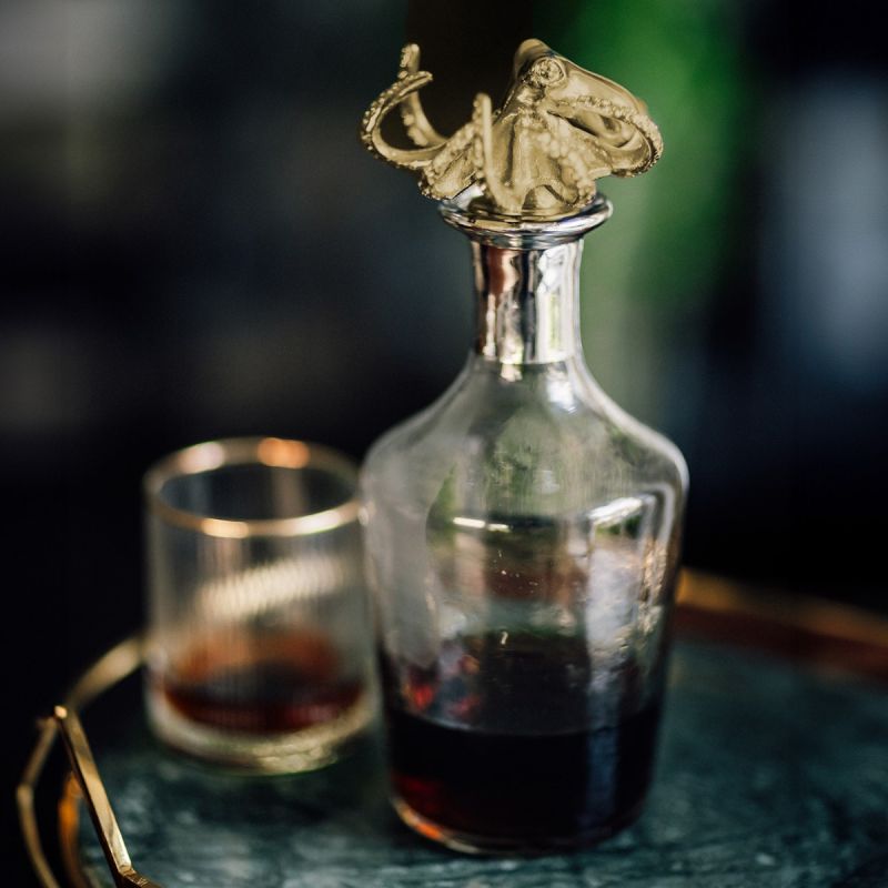 culinary concepts Glass Bell Decanter with Silver Neck and Gold Finish Octopus Stopper