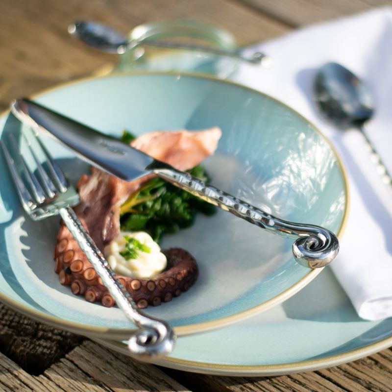 Culinary Concepts Hammered Shell Four Piece Place Setting | HANDMADE TO ORDER