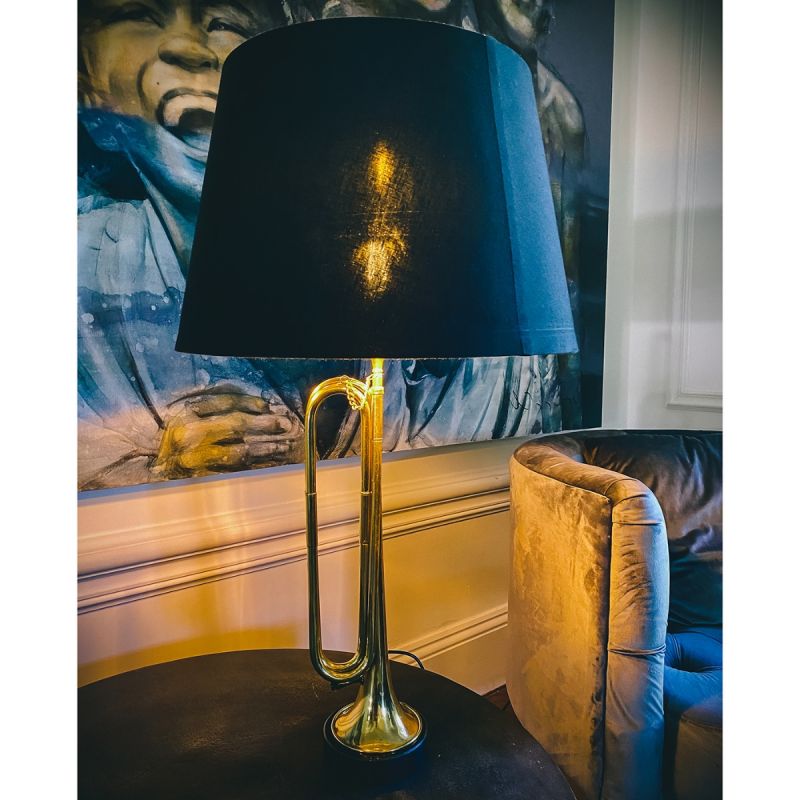 Culinary Concepts Large Hanover Bugle Lamp With Black Shade