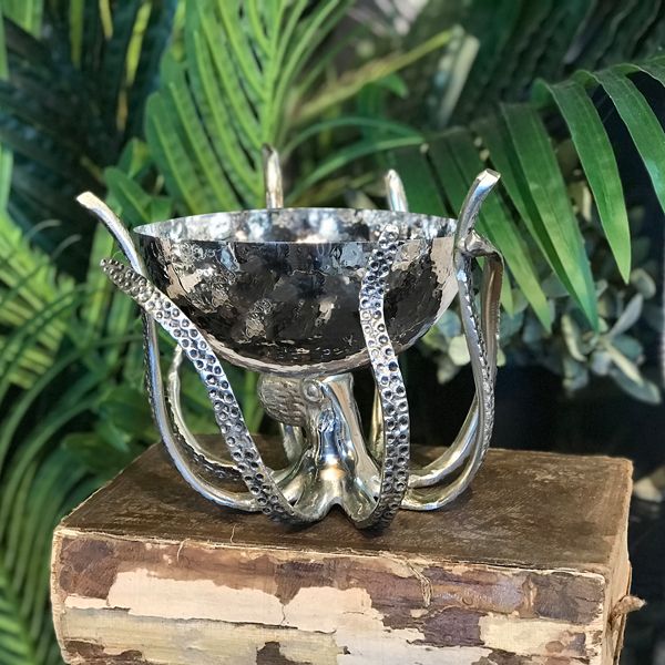 Culinary Concepts Mini Octopus Stand And Hammered Stainless Steel Bowl