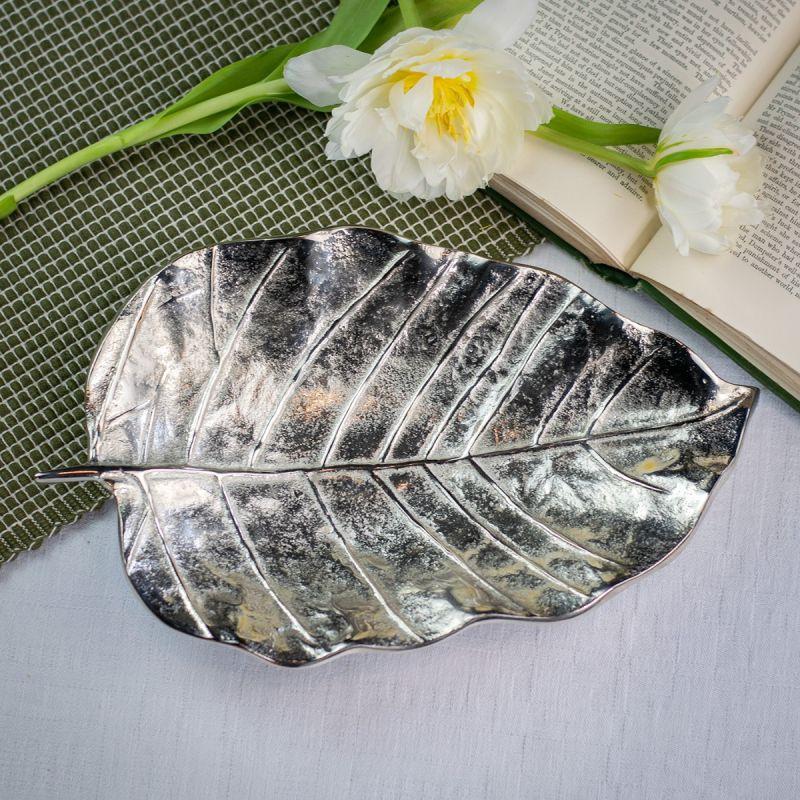 culinary concepts Small Capri Leaf Dish - Silver Finish