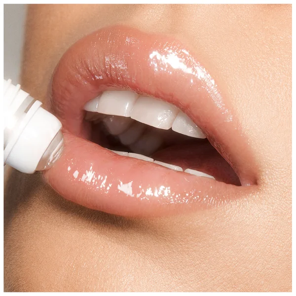 Cult Charlotte Tilbury Charlotte's Magic Lip Oil Crystal Elixir