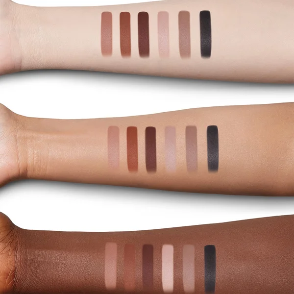 Cult Charlotte Tilbury Easy Eye Palette - Super Nudes