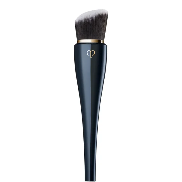cult Clé de Peau Beauté High Coverage Foundation Brush
