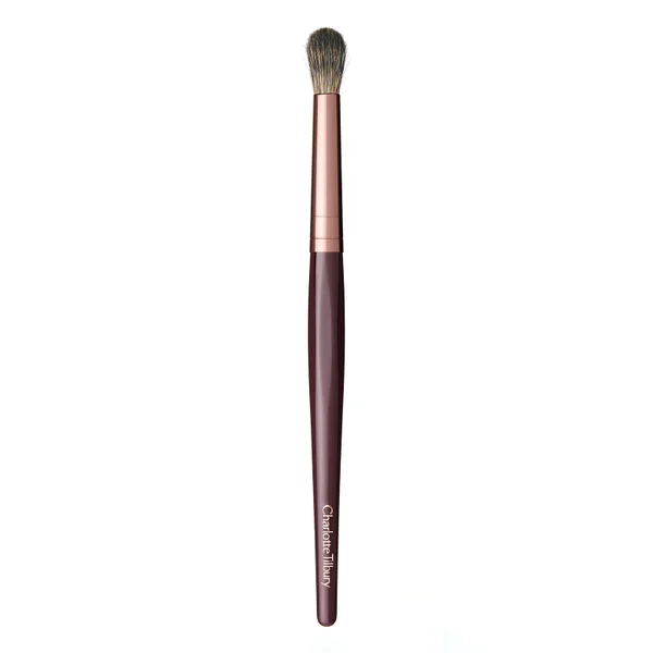 cult Charlotte Tilbury Eye Blender Brush