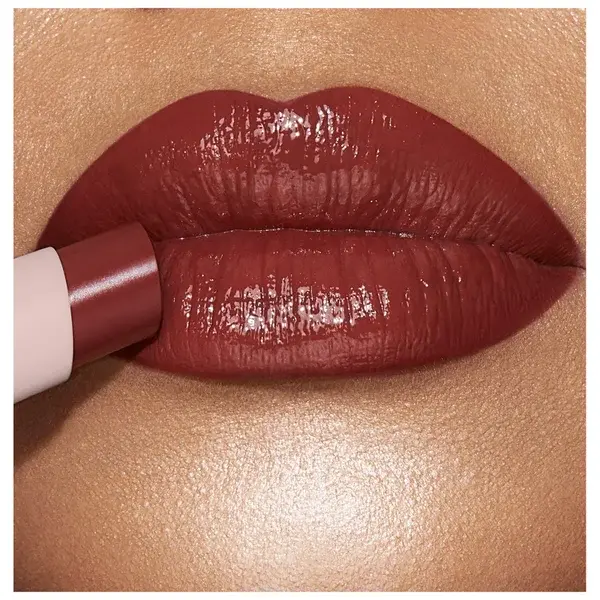 Cult Charlotte Tilbury Hyaluronic Happikiss