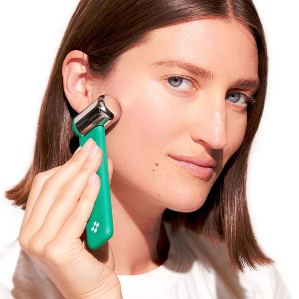 Cult Doré Le Glaçon Facial Ice Roller