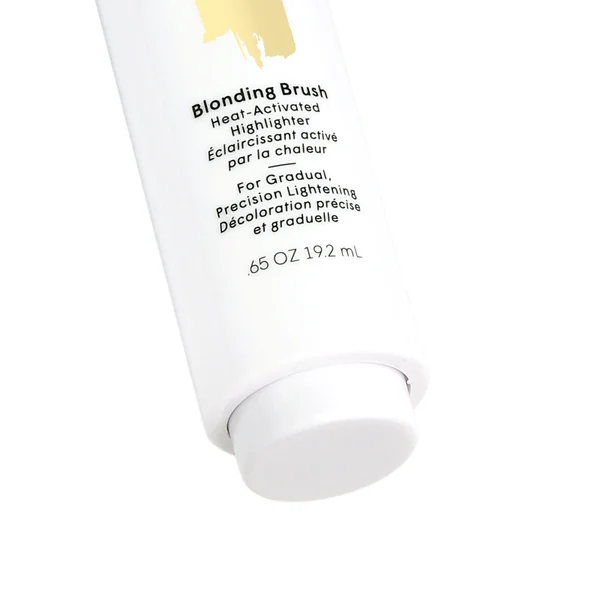 Cult DpHUE Blonding Brush 0.65 Fl. Oz