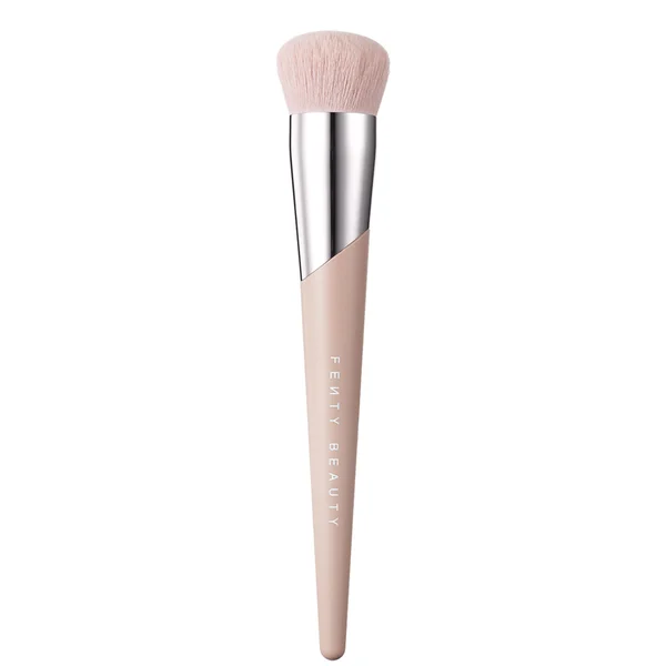 cult Fenty Beauty Kabuki-Buff Foundation Brush - 115