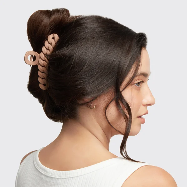 Cult Kitsch Eco-friendly Chain Claw Clip - Neutrals