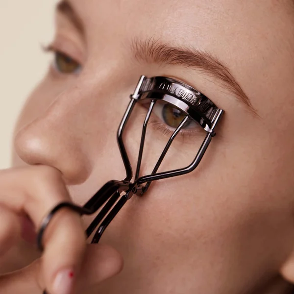Cult Shiseido Eyelash Curler