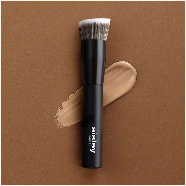 Cult Sisley Paris Brushes Foundation Brush