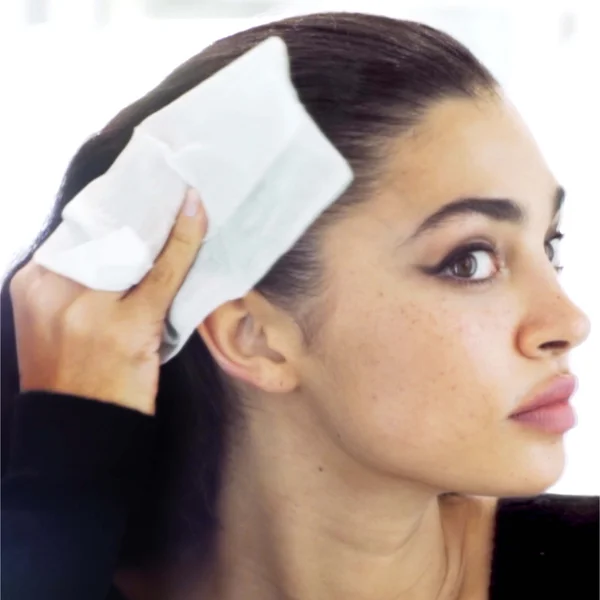 Cult Hair By Sam McKnight Lazy Girl Biodegradable Hair Cleanse Cloths (20 Wipes)