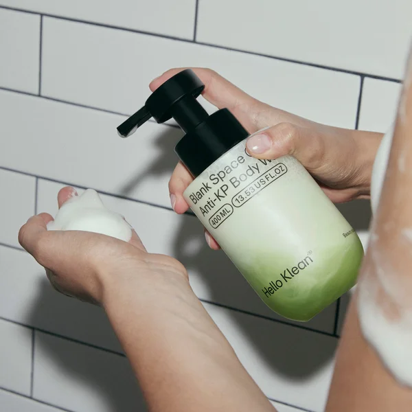 Cult HELLO KLEAN Blank Space Anti-KP Body Wash 400ml