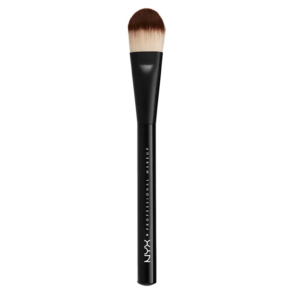cult NYX Professional Makeup Pro Flat Foundation Brush