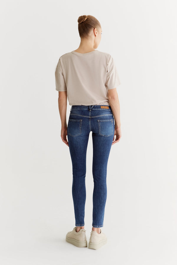 Cup Of Joe Denim Allissa Low Waist 5 Pocket Jeans