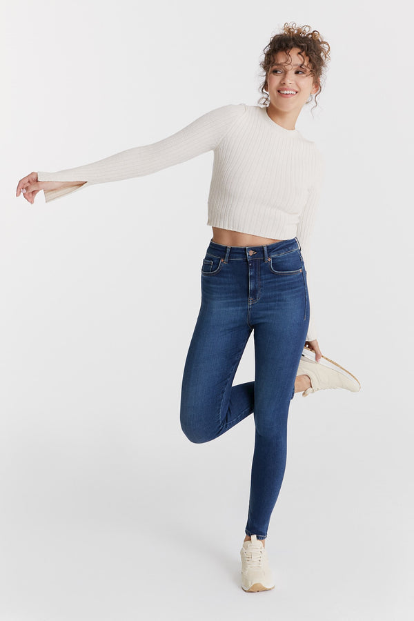 Cup Of Joe Denim Lilly Ultra High Waist Regular Length Seamless 5 Pocket Jeans