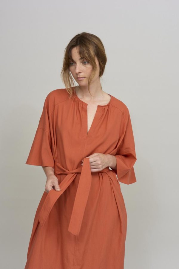 Cus BELL SLEEVE Dress Rouge
