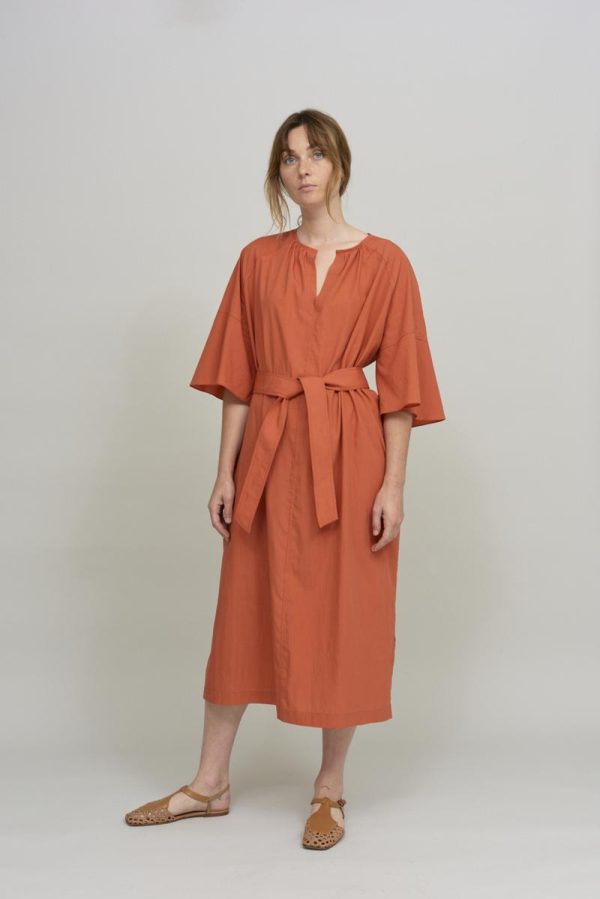 cus BELL SLEEVE Dress Rouge