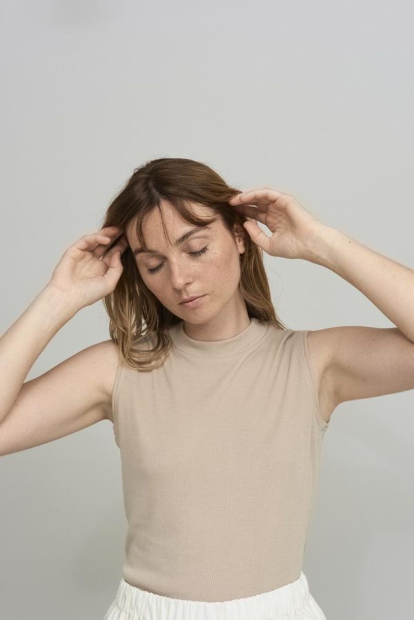 cus SEMITURTLE NECK Beige