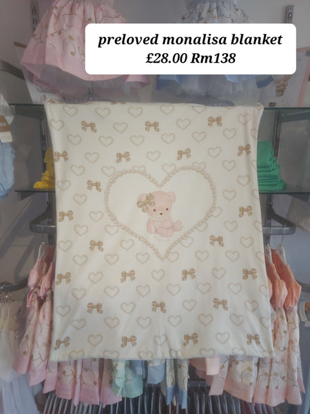 cute couture PRELOVED Preloved Monalisa Blanket RM138