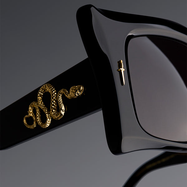 Cutler And Gross The Great Frog Medusa Square Sunglasses Black Gold