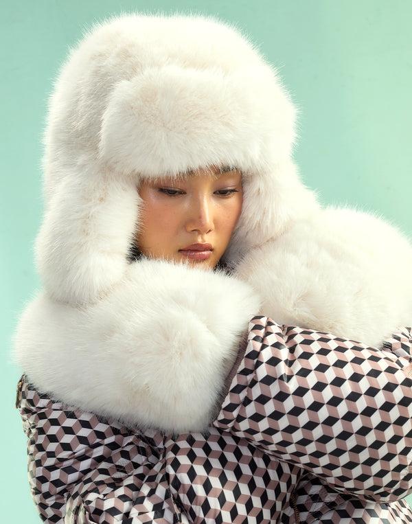 cynthia rowley Faux Fur Oversized Mittens