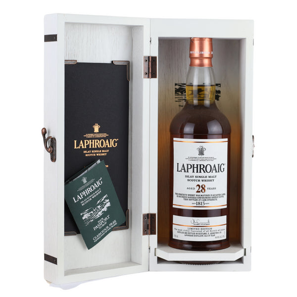 d&m Laphroaig 28 Year Single Malt Scotch Whisky