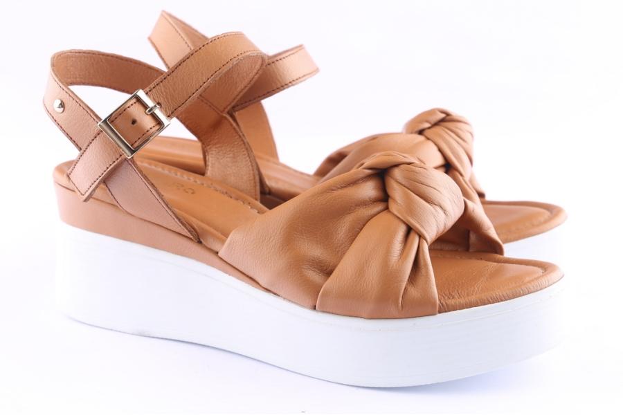 D.moro Shoes Women Leather P. Sandals For Summer: CRM-6 Tan (Wholesale)