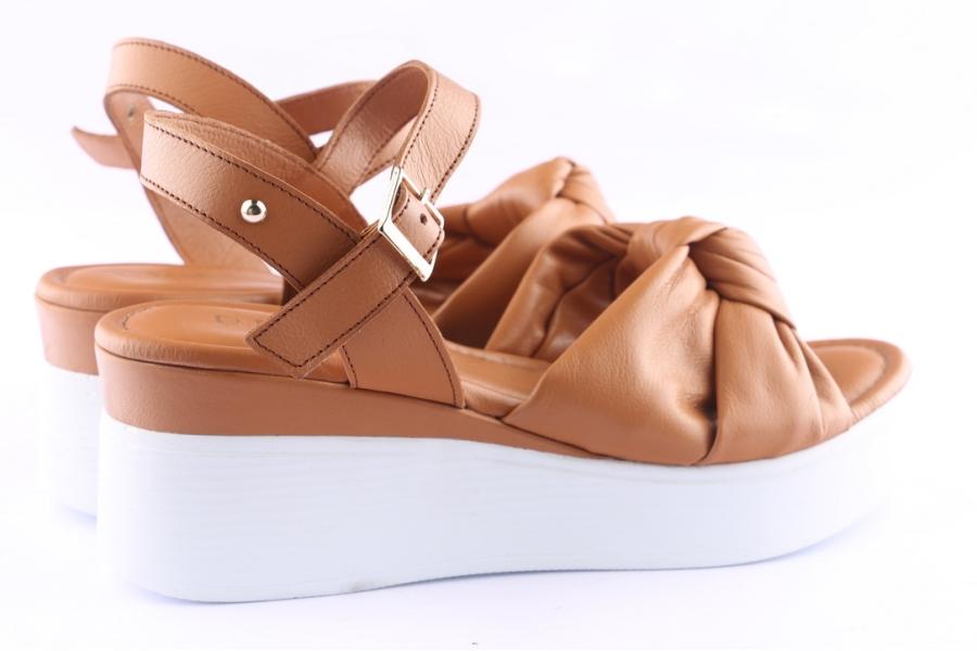 D.moro Shoes Women Leather P. Sandals For Summer: CRM-6 Tan (Wholesale)