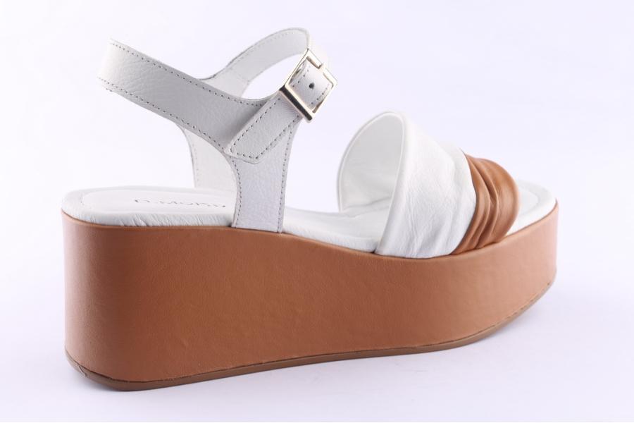 D.moro Shoes Women Leather P. Slippers For Summer: TAŞ-310 White (Wholesale)