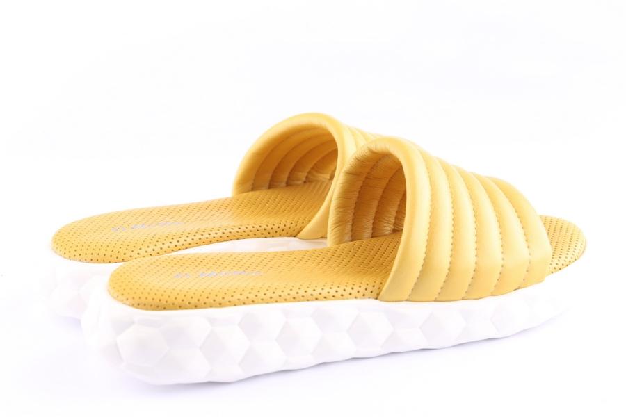 D.moro Shoes Women Leather Slippers For Summer: C700 Taxi (Wholesale)