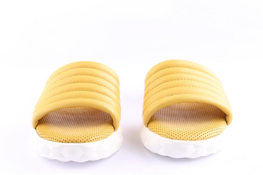 D.moro Shoes Women Leather Slippers For Summer: C700 Taxi (Wholesale)