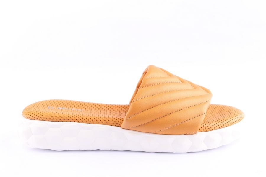 d.moro shoes Women Leather Slippers for Summer: C701 Sunburn (Wholesale)