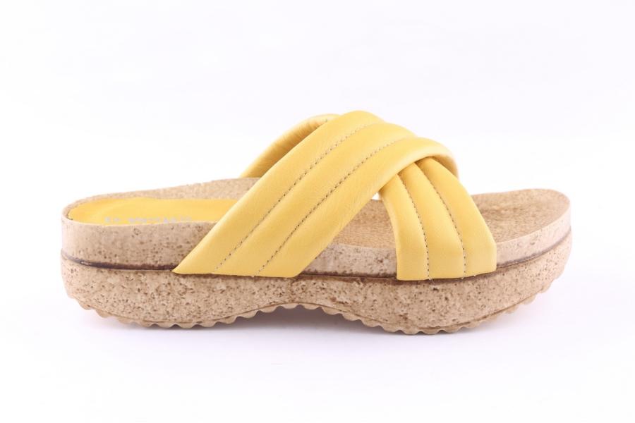 d.moro shoes Women Leather Slippers for Summer: C711 Taxi (Wholesale)
