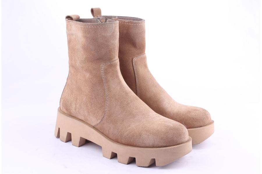 D.moro Shoes Women Suede Leather Ankle Boots For Winter: 556C Beige (Wholesale)