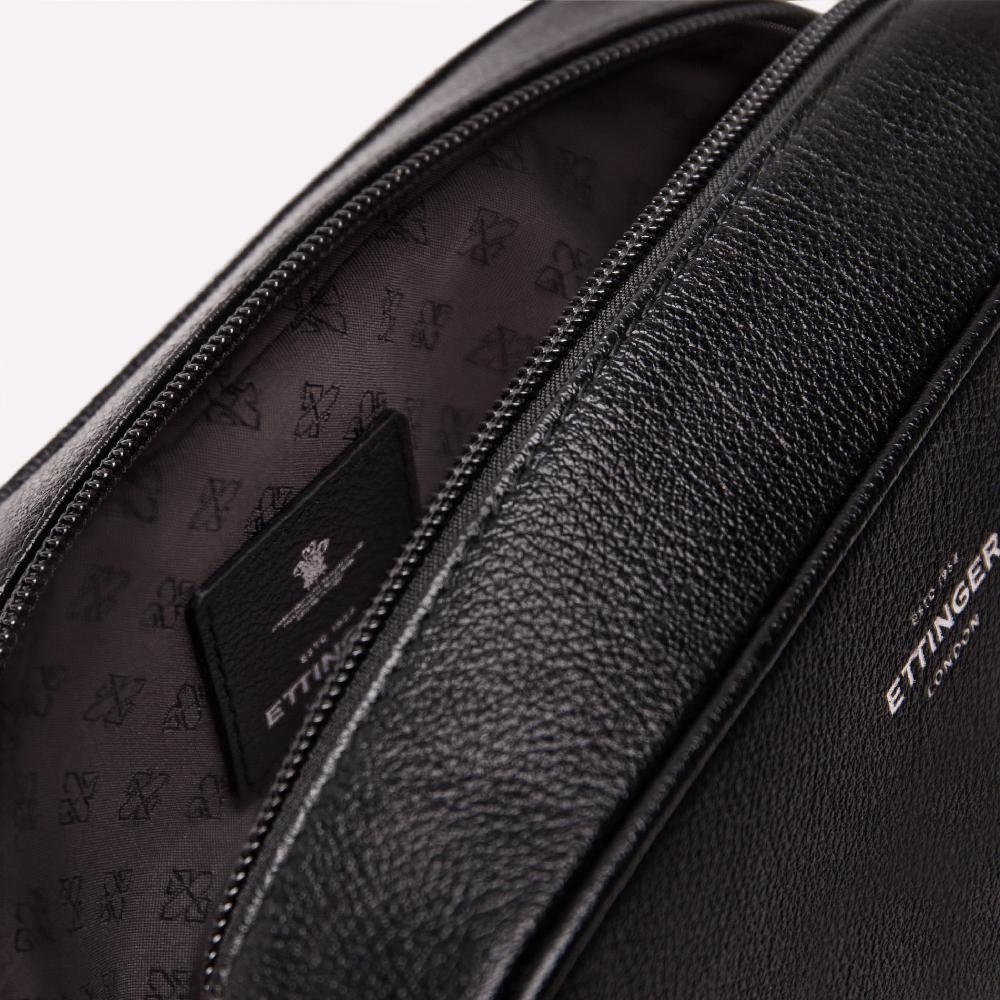 D.r. Harris & Co. Ettinger Capra Wash Bag – Black