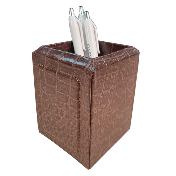 dacasso Brown Crocodile Embossed Leather Pencil Cup