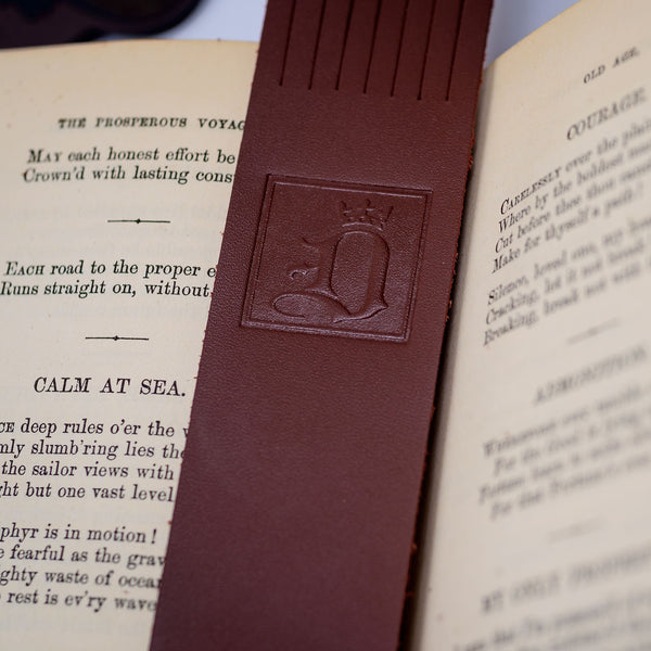 Dacasso Custom Top-Grain Leather Bookmark - Chocolate Brown